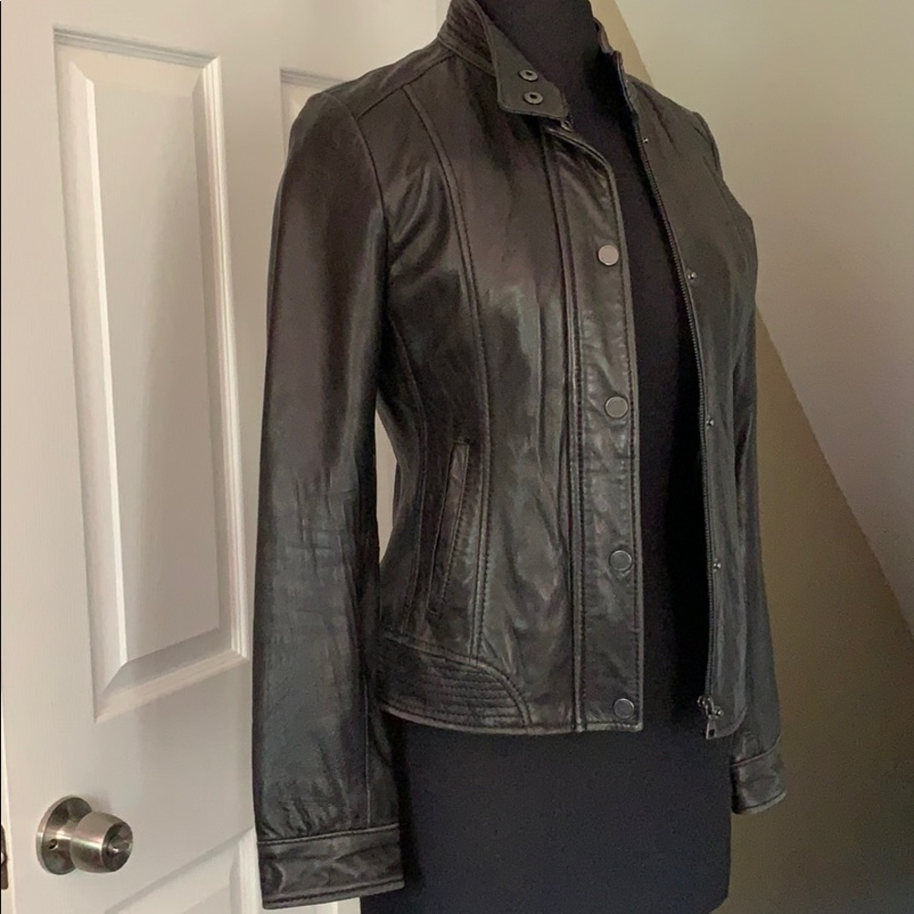 Tommy Hilfiger 100% genuine leather jacket size XS - Picture 1 of 8